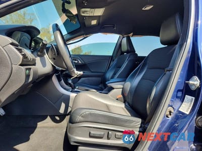 Zdjęcie 7 z 12 samochodu: 2017 HONDA ACCORD SPORT VIN:1HGCR2F50HA302445 - miniatura
