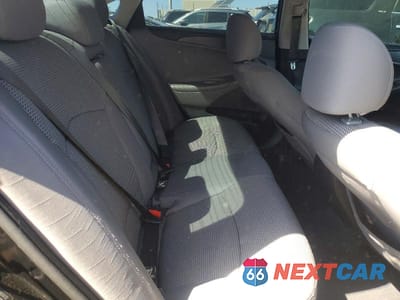 Zdjęcie 10 z 12 samochodu: 2012 HYUNDAI SONATA GLS VIN:5NPEB4AC2CH460932 - miniatura