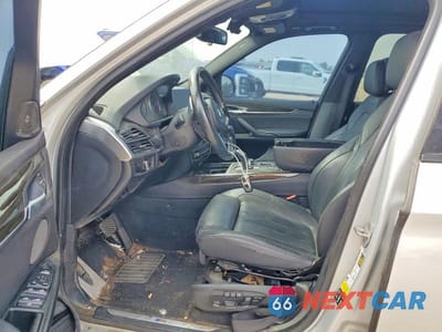 Zdjęcie 7 z 13 samochodu: 2017 BMW X5 XDRIVE50I VIN:5UXKR6C55H0J83785 - miniatura