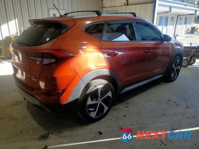 Trzecie zdjęcie samochodu z tyłu: 2017 HYUNDAI TUCSON SPORT VIN:KM8J3CA2XHU408566 - miniatura