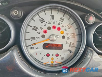 Zdjęcie 9 z 12 samochodu: 2003 MINI COOPER S VIN:WMWRE33413TD58641 - miniatura