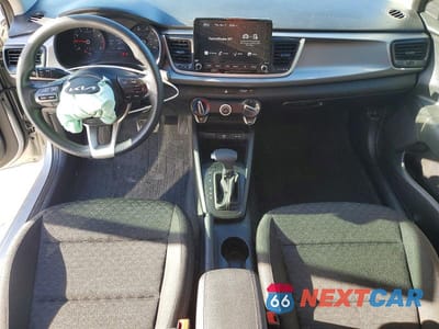 Zdjęcie 8 z 13 samochodu: 2023 KIA RIO S VIN:3KPA24AD9PE530847 - miniatura