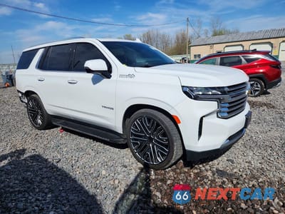 Czwarte zdjęcie samochodu z boku: 2022 CHEVROLET TAHOE K1500 HIGH COUNTRY VIN:1GNSKTKL8NR228818 - miniatura