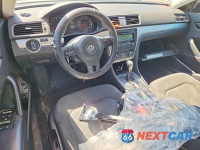 Zdjęcie 8 z 12 samochodu: 2012 VOLKSWAGEN PASSAT S VIN:1VWAP7A34CC021158 - miniatura