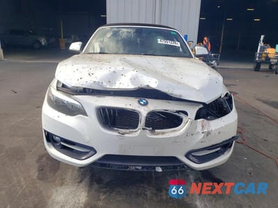 Piąte zdjęcie samochodu w środku: 2016 BMW 228 I SULEV VIN:WBA1K9C59GV321748 - miniatura