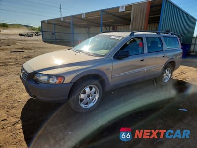 2001 VOLVO V70 XC YV1SZ58D211046843 - główne zdjęcie licytacji z USA - miniatura