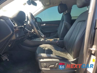 Zdjęcie 7 z 11 samochodu: 2018 AUDI Q5 PREMIUM VIN:WA1ANAFY6J2022707 - miniatura