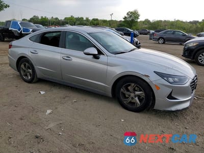 Czwarte zdjęcie samochodu z boku: 2022 HYUNDAI SONATA SE VIN:5NPEG4JA5NH149322 - miniatura