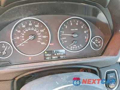 Zdjęcie 9 z 12 samochodu: 2016 BMW 320 XI VIN:WBA8E5G54GNU20731 - miniatura