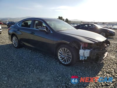 Czwarte zdjęcie samochodu z boku: 2019 LEXUS ES 300H VIN:58AB21B16KU001362 - miniatura