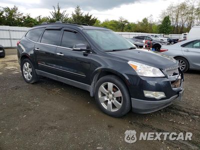 Czwarte zdjęcie samochodu z boku: 2012 CHEVROLET TRAVERSE LTZ VIN:1GNKVLED9CJ423494 - miniatura
