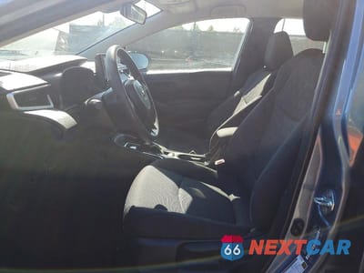 Zdjęcie 7 z 12 samochodu: 2022 TOYOTA COROLLA LE VIN:JTDEPMAE7N3026880 - miniatura