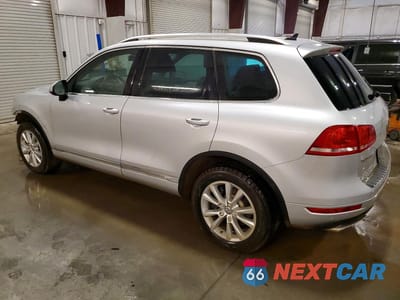 Drugie zdjęcie samochodu z przodu: 2013 VOLKSWAGEN TOUAREG V6 TDI VIN:WVGEP9BP3DD013285 - miniatura