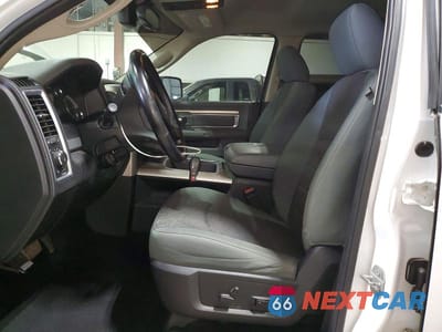 Zdjęcie 7 z 12 samochodu: 2017 RAM 1500 SLT VIN:1C6RR7LM5HS880897 - miniatura