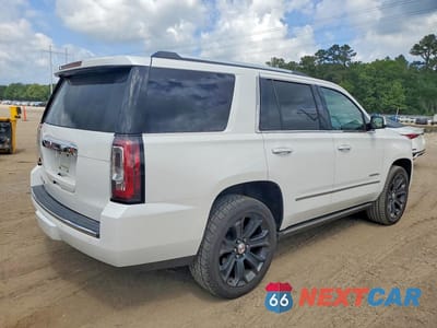 Trzecie zdjęcie samochodu z tyłu: 2017 GMC YUKON DENALI VIN:1GKS1CKJ5HR213163 - miniatura