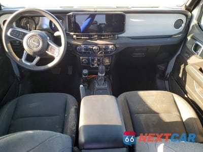 Zdjęcie 8 z 12 samochodu: 2024 JEEP WRANGLER SAHARA 4XE VIN:1C4RJXP65RW255003 - miniatura