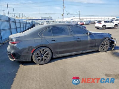 Trzecie zdjęcie samochodu z tyłu: 2024 BMW 740 I VIN:WBA23EH08RCT01853 - miniatura