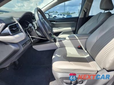 Zdjęcie 7 z 12 samochodu: 2021 TOYOTA CAMRY SE VIN:4T1G11AK3MU463844 - miniatura