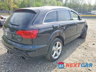 Trzecie zdjęcie samochodu z tyłu: 2015 AUDI Q7 PRESTIGE VIN:WA1DGAFE0FD004597 - miniatura