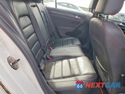 Zdjęcie 10 z 12 samochodu: 2016 VOLKSWAGEN GTI S VIN:3VW447AU8GM051668 - miniatura