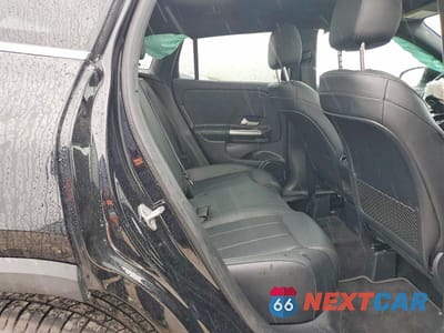 Zdjęcie 10 z 12 samochodu: 2021 MERCEDES-BENZ GLA 250 4MATIC VIN:W1N4N4HBXMJ242710 - miniatura