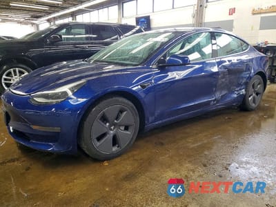 2022 TESLA MODEL 3 5YJ3E1EA8NF370370 - główne zdjęcie licytacji z USA - miniatura