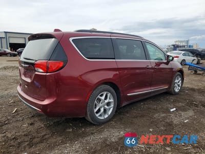Trzecie zdjęcie samochodu z tyłu: 2017 CHRYSLER PACIFICA TOURING L VIN:2C4RC1BG3HR584393 - miniatura