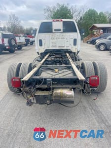 Zdjęcie 6 z 10 samochodu: 2020 CHEVROLET SILVERADO MEDIUM DUTY VIN:1HTKHPVH6LH629540 - miniatura