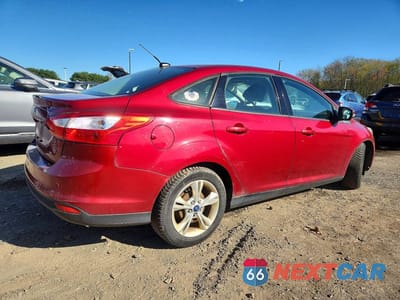Trzecie zdjęcie samochodu z tyłu: 2013 FORD FOCUS VIN:1FADP3F26DL206361 - miniatura