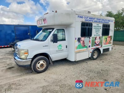 2008 FORD E350 SHUTTLE BUS 1FDWE35L98DA10655 - główne zdjęcie licytacji z USA - miniatura