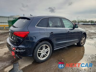 Trzecie zdjęcie samochodu z tyłu: 2014 AUDI Q5 PREMIUM PLUS VIN:WA1DGAFP4EA051164 - miniatura