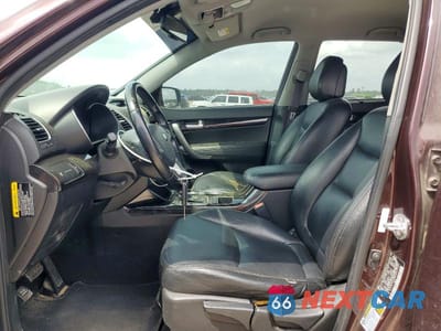 Zdjęcie 7 z 13 samochodu: 2014 KIA SORENTO LX VIN:5XYKT4A66EG507061 - miniatura