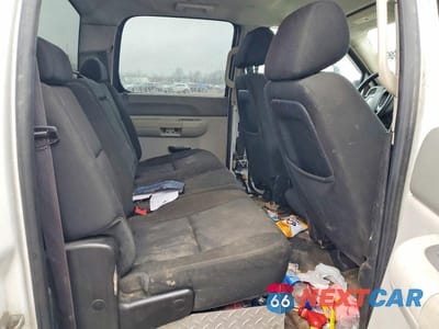 Piąte zdjęcie samochodu w środku: 2014 GMC SIERRA 3500 HD UTILITY / SERVICE TRUCK VIN:1GT422C8XEF176874 - miniatura