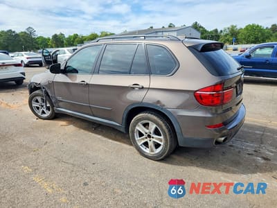 Drugie zdjęcie samochodu z przodu: 2013 BMW X5 XDRIVE35I VIN:5UXZV4C50D0E05175 - miniatura