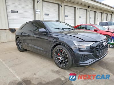 Czwarte zdjęcie samochodu z boku: 2019 AUDI Q8 PRESTIGE S-LINE VIN:WA1FVBF10KD026871 - miniatura