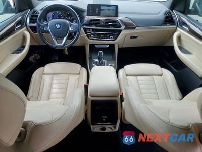 Zdjęcie 8 z 13 samochodu: 2019 BMW X3 SDRIVE30I VIN:5UXTR7C55KLE88819 - miniatura