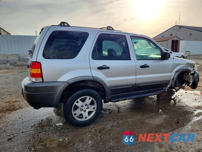 Trzecie zdjęcie samochodu z tyłu: 2005 FORD ESCAPE XLT VIN:1FMYU93125KA39681 - miniatura