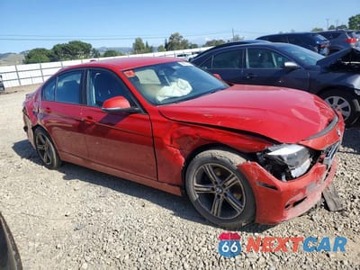 Czwarte zdjęcie samochodu z boku: 2014 BMW 320 I VIN:WBA3B1G5XENS78653 - miniatura