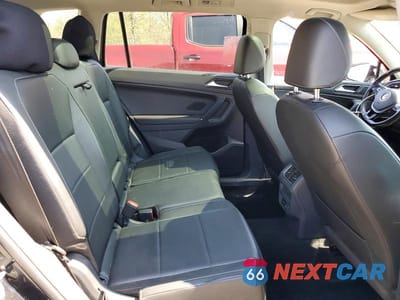 Zdjęcie 11 z 13 samochodu: 2018 VOLKSWAGEN TIGUAN SE VIN:3VV2B7AX2JM191508 - miniatura