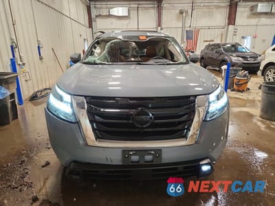 Piąte zdjęcie samochodu w środku: 2025 NISSAN PATHFINDER PLATINUM VIN:5N1DR3DK9SC200182 - miniatura