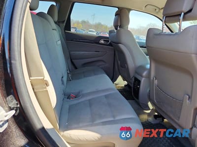 Zdjęcie 10 z 11 samochodu: 2011 JEEP GRAND CHEROKEE LAREDO VIN:1J4RS4GG9BC577343 - miniatura