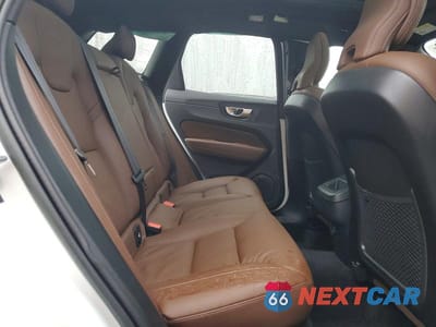 Zdjęcie 11 z 13 samochodu: 2023 VOLVO XC60 PLUS VIN:YV4L12RN4P1336210 - miniatura
