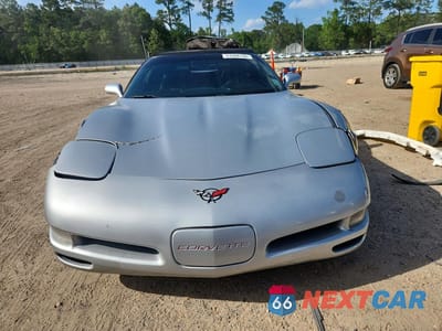 Piąte zdjęcie samochodu w środku: 2000 CHEVROLET CORVETTE VIN:1G1YY32G2Y5103838 - miniatura
