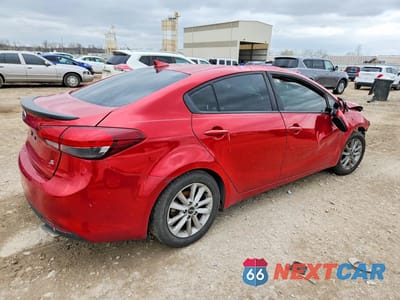 Trzecie zdjęcie samochodu z tyłu: 2017 KIA FORTE S VIN:3KPFL4A79HE107278 - miniatura