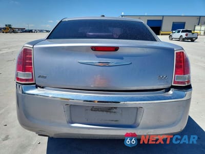 Zdjęcie 6 z 11 samochodu: 2014 CHRYSLER 300 VIN:2C3CCARG0EH384928 - miniatura