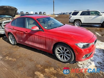Czwarte zdjęcie samochodu z boku: 2016 BMW 320 XI VIN:WBA8A3C5XGK688657 - miniatura
