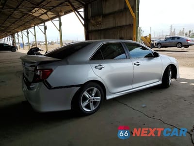 Trzecie zdjęcie samochodu z tyłu: 2013 TOYOTA CAMRY LE AUTOMATIC VIN:4T1BF1FK6DU265862 - miniatura