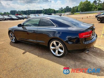 Drugie zdjęcie samochodu z przodu: 2010 AUDI A5 PREMIUM PLUS VIN:WAUCKAFR3AA074833 - miniatura