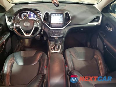 Zdjęcie 8 z 13 samochodu: 2017 JEEP CHEROKEE TRAILHAWK VIN:1C4PJMBS6HW538275 - miniatura
