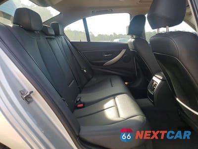 Zdjęcie 10 z 12 samochodu: 2014 BMW 320 I XDRIVE VIN:WBA3C3C5XEF987477 - miniatura